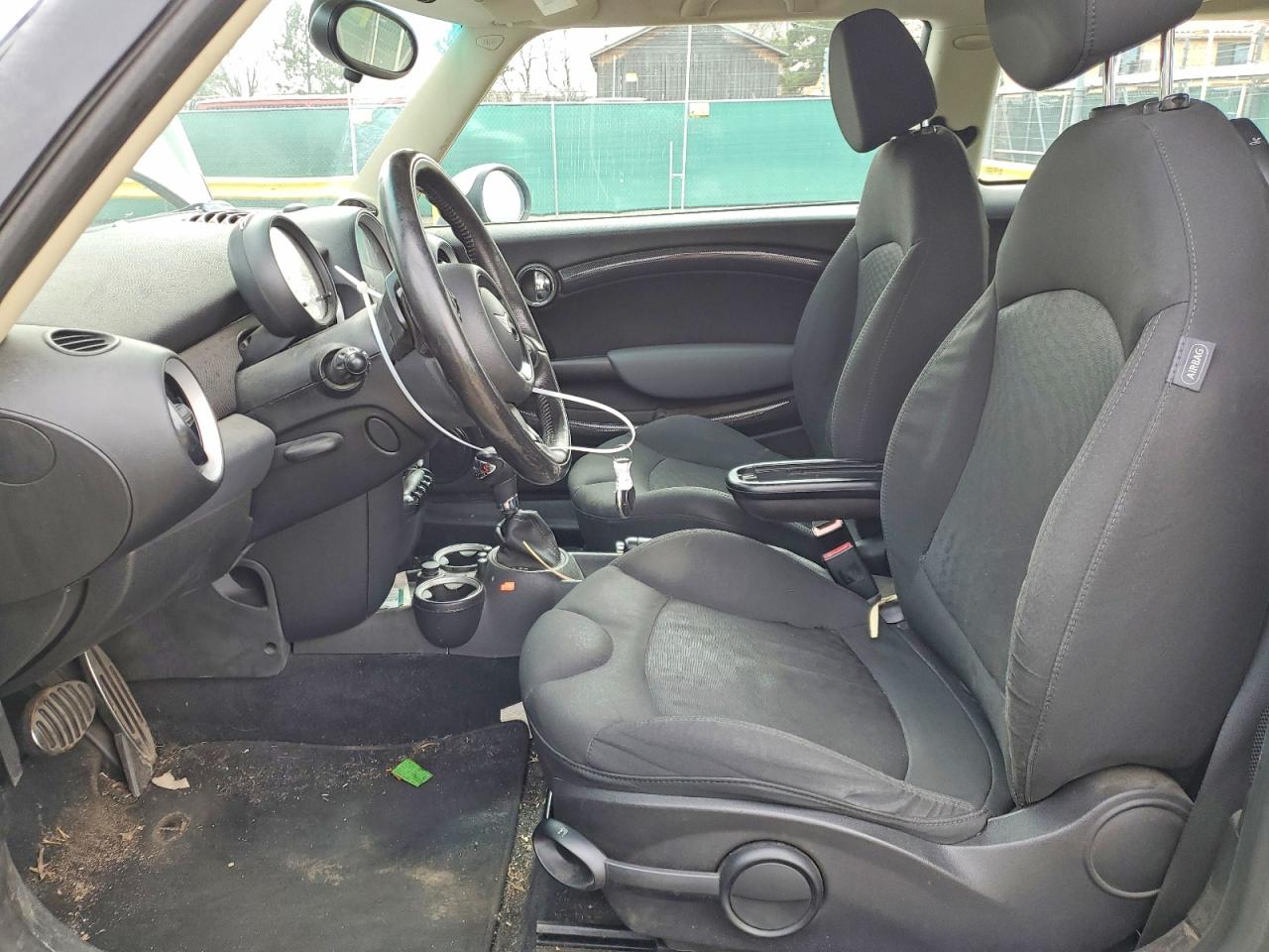 2011 MINI COOPER S photo 7