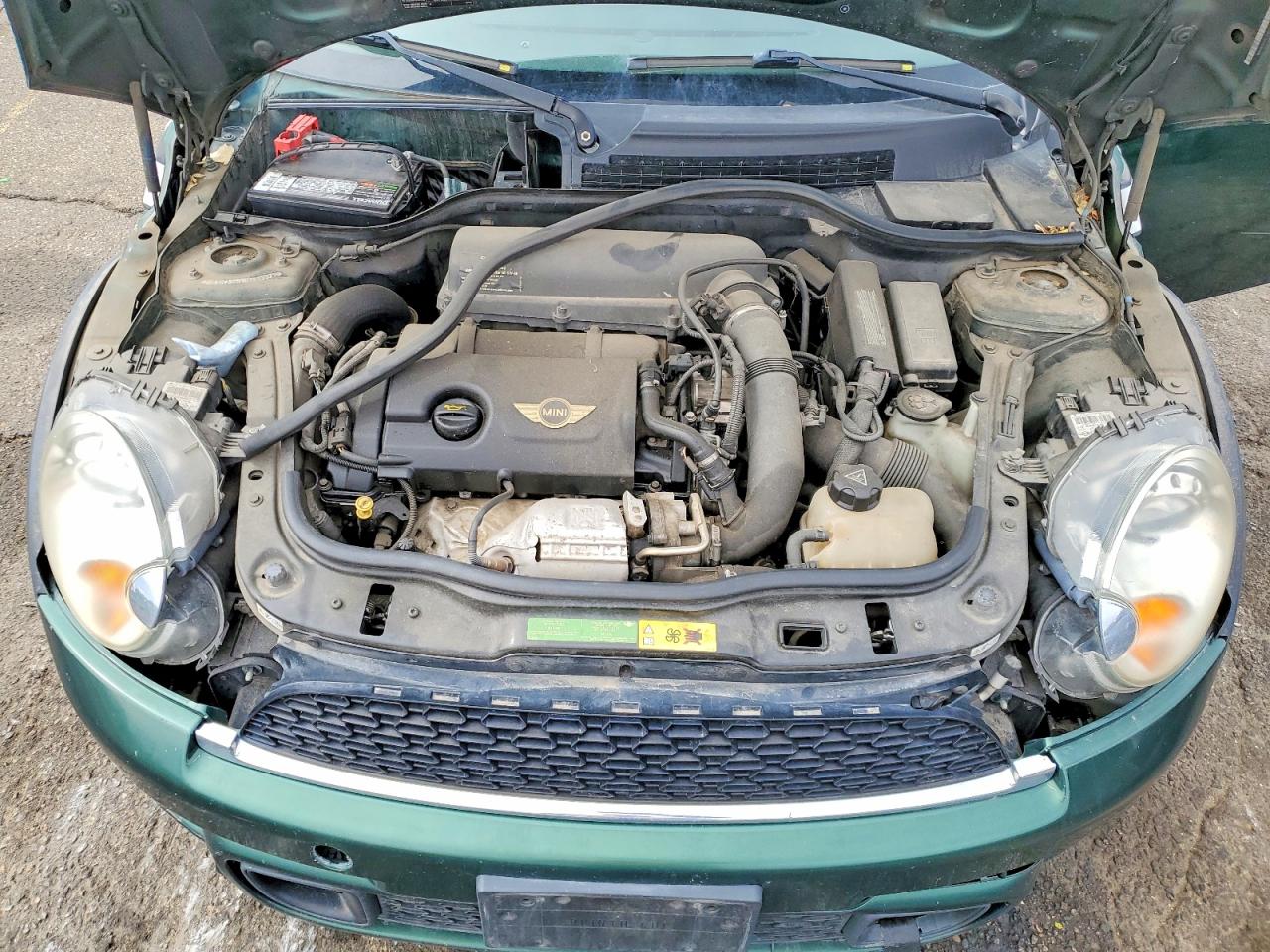 2011 MINI COOPER S photo 11