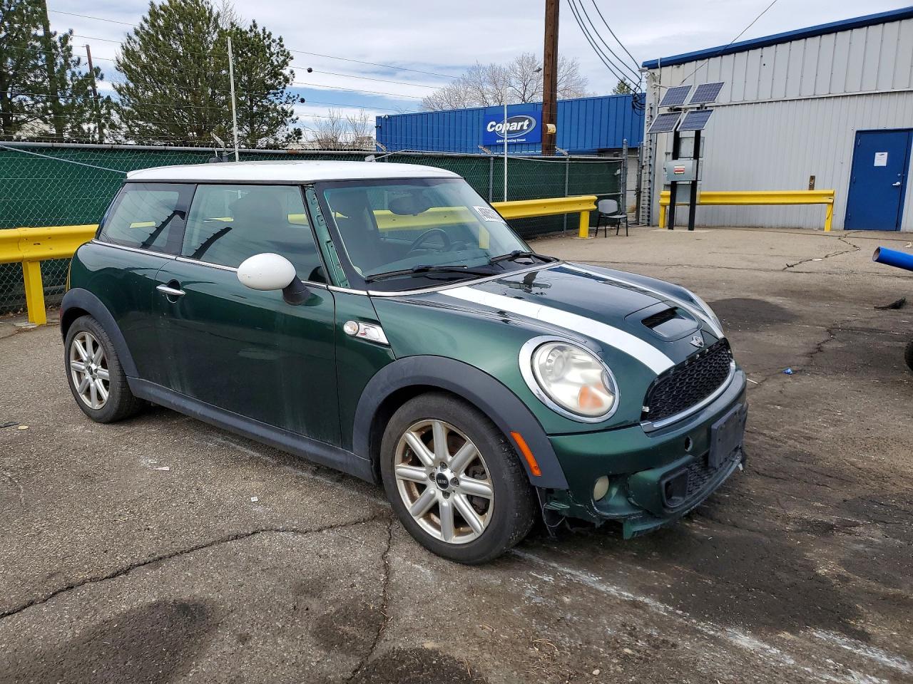 2011 MINI COOPER S photo 4