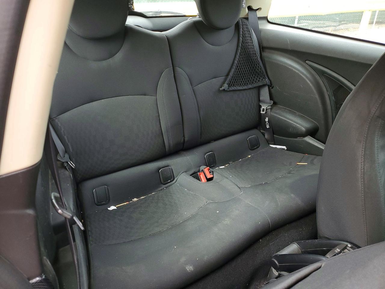 2011 MINI COOPER S photo 10