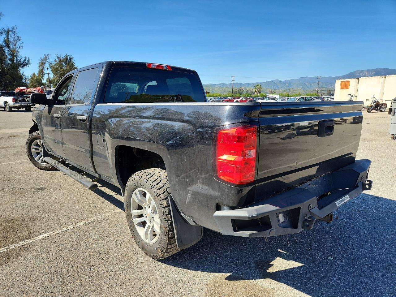 2014 CHEVROLET SILVERADO C1500 LT photo 2