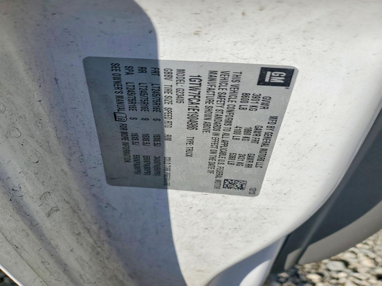 2014 GMC SAVANA G2500 DELIVERY VAN photo 13
