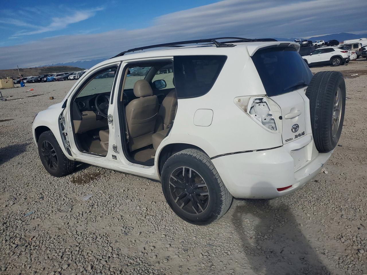 2008 TOYOTA RAV4 BASE photo 3