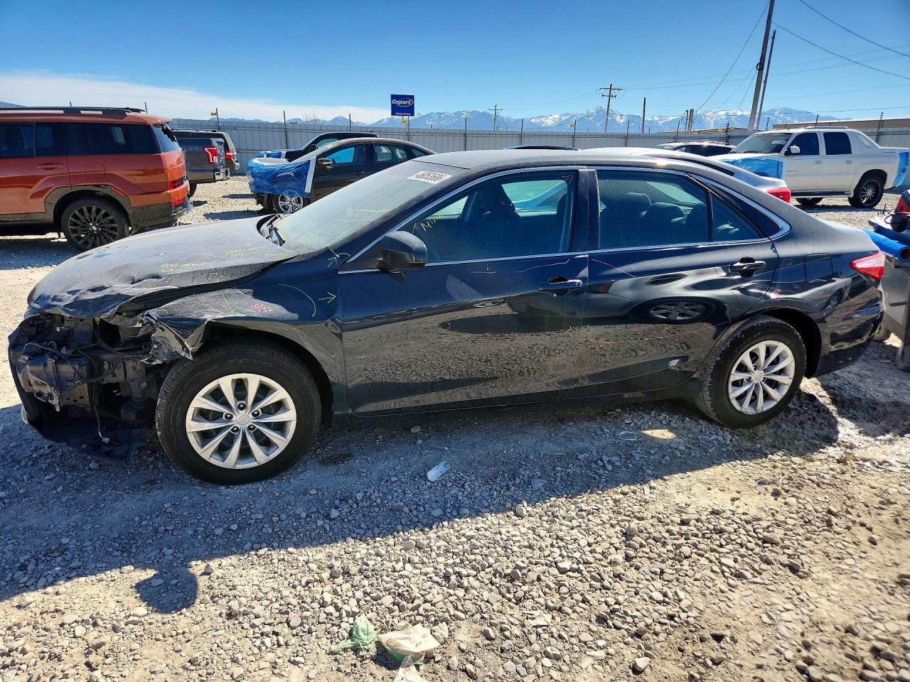 2017 TOYOTA CAMRY