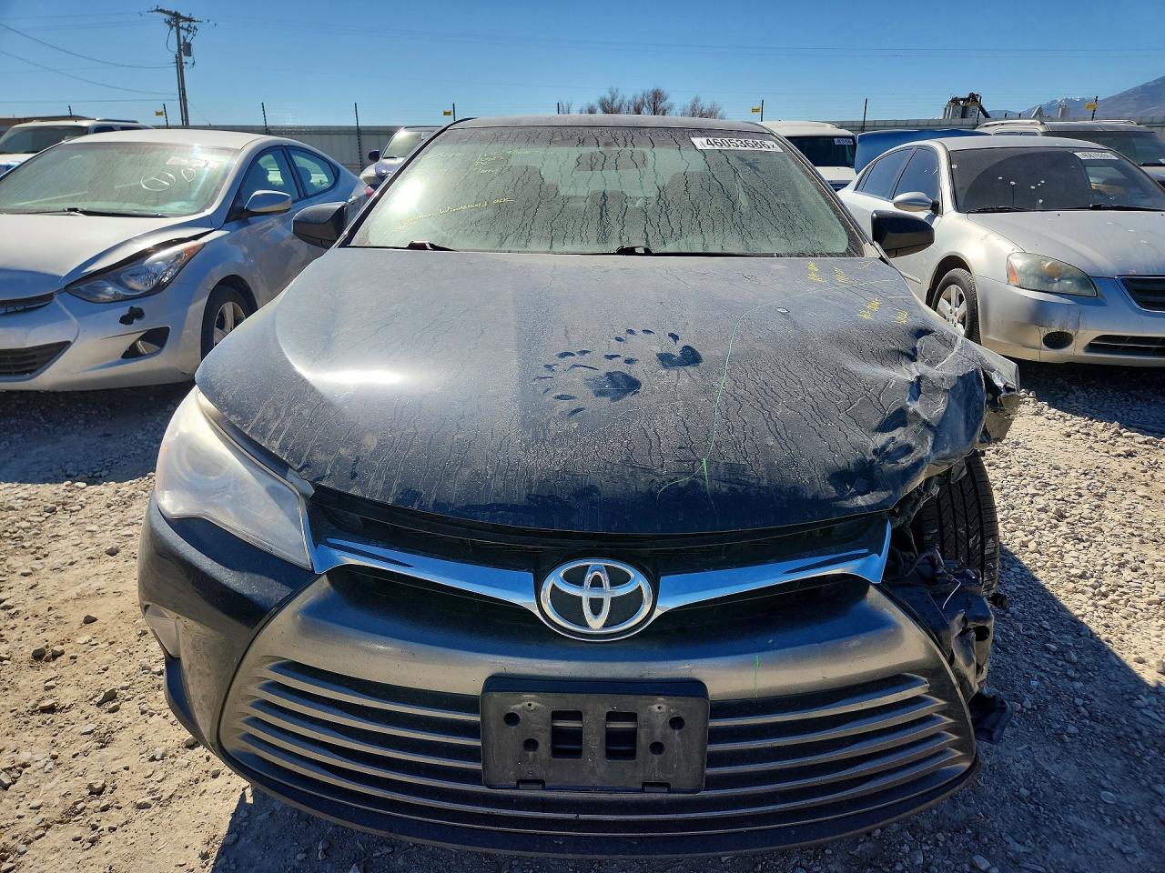 2017 TOYOTA CAMRY LE photo 5