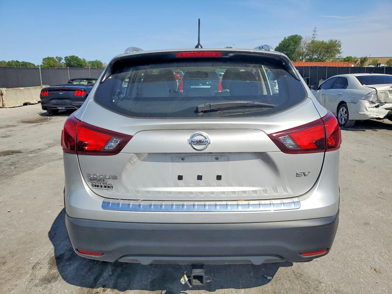 2018 NISSAN ROGUE SPORT SV photo 11