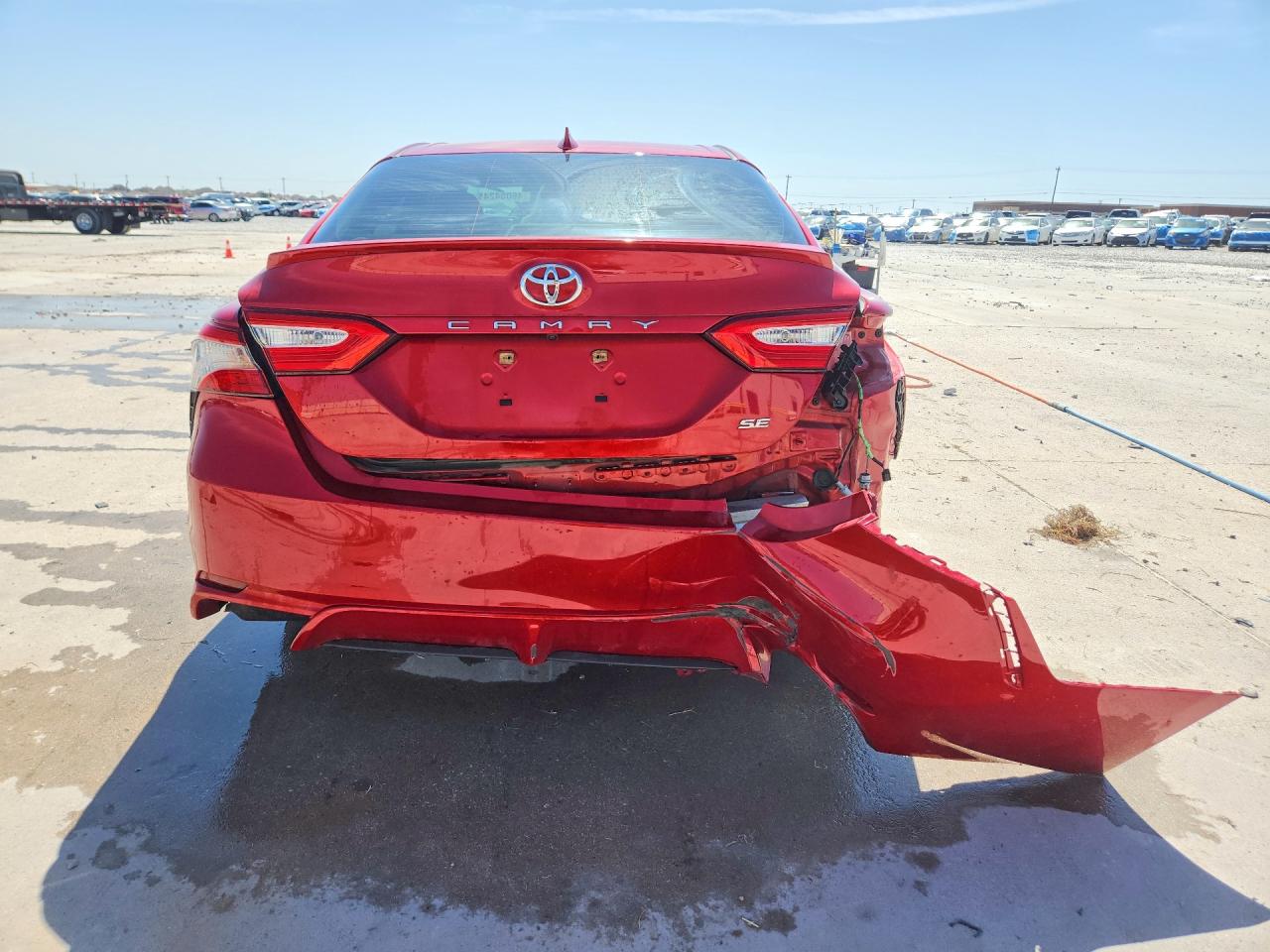 2019 TOYOTA CAMRY SE photo 11