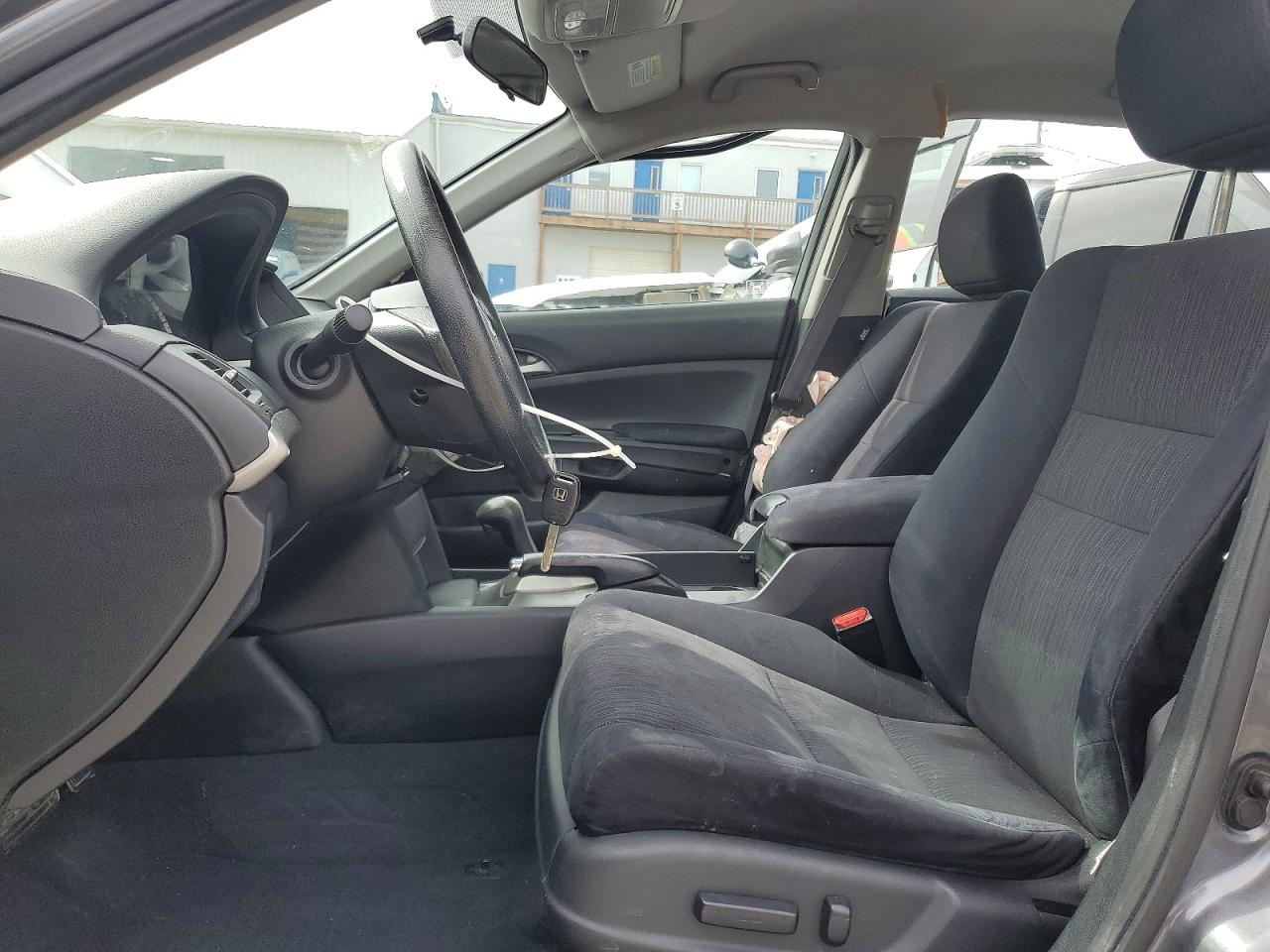 2012 HONDA ACCORD LXP photo 13