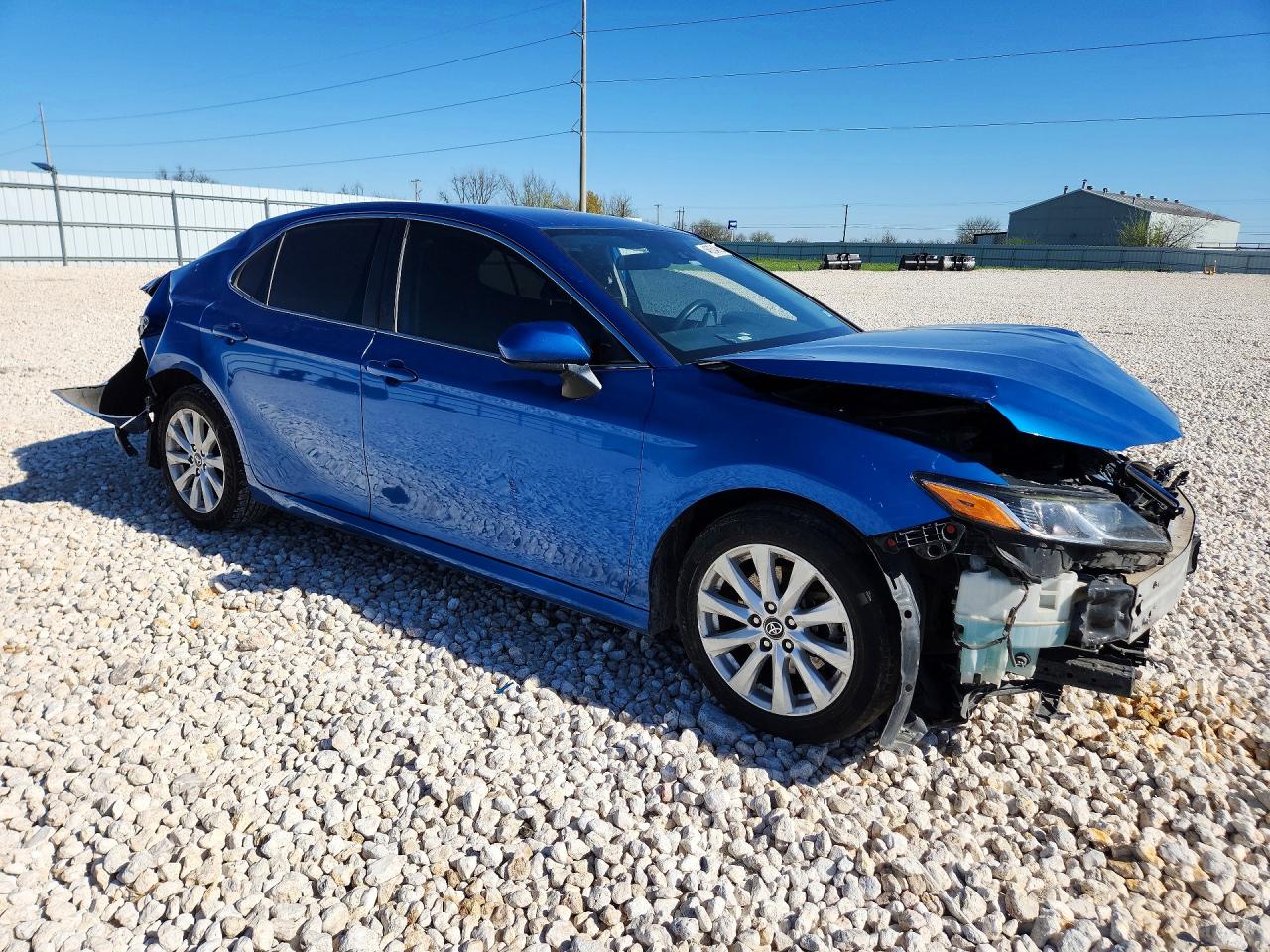 2020 TOYOTA CAMRY LE photo 7