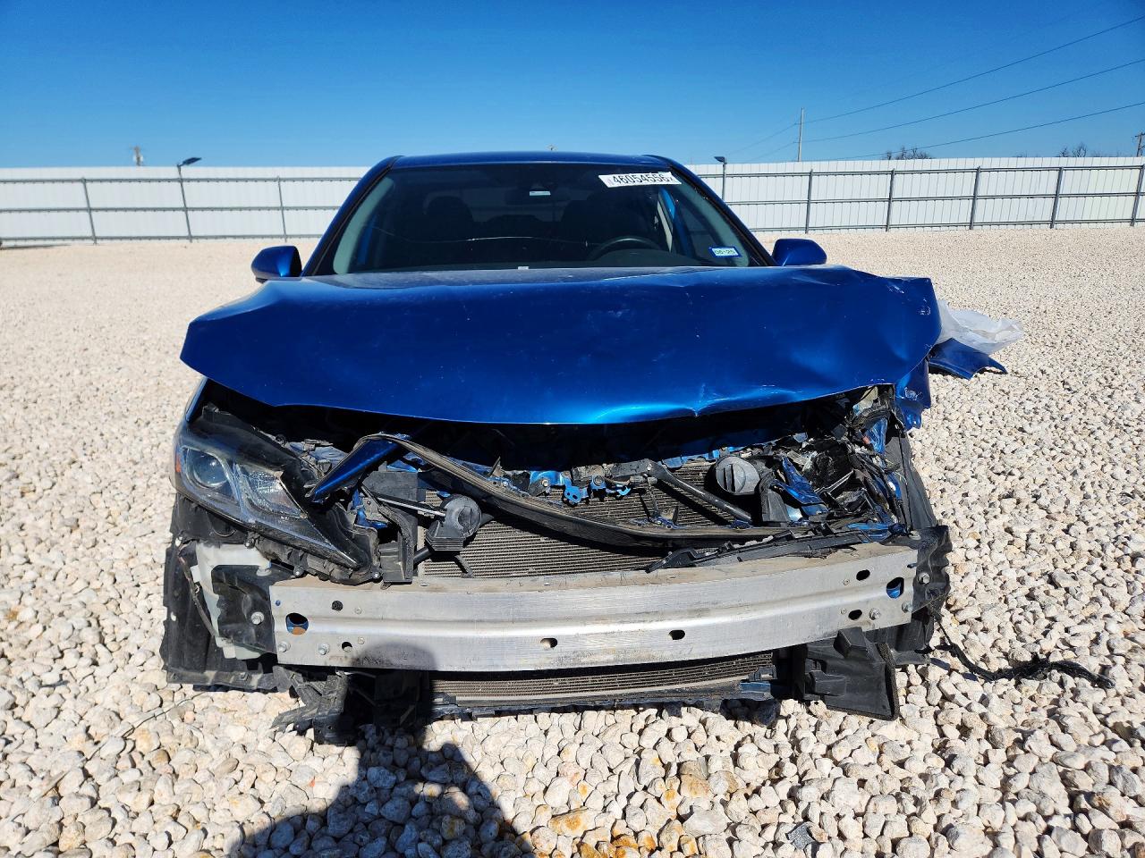 2020 TOYOTA CAMRY LE photo 9