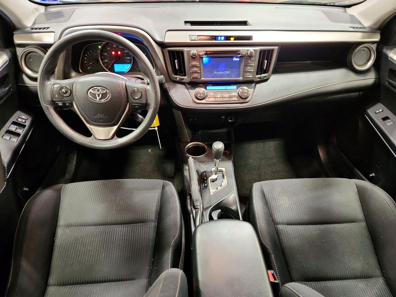 2013 TOYOTA RAV4 XLE photo 15