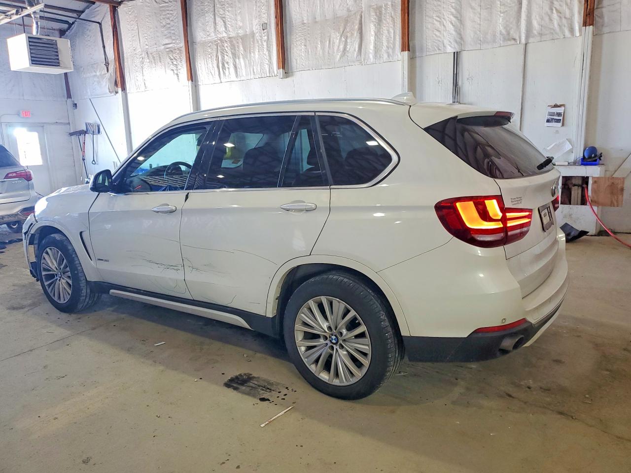 2016 BMW X5 XDRIVE35I photo 4