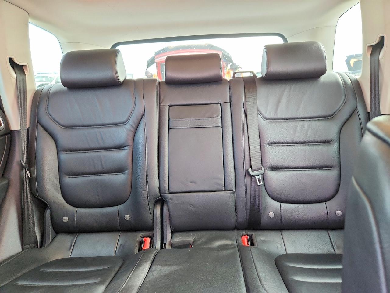 2015 VOLKSWAGEN TOUAREG V6 TDI photo 19