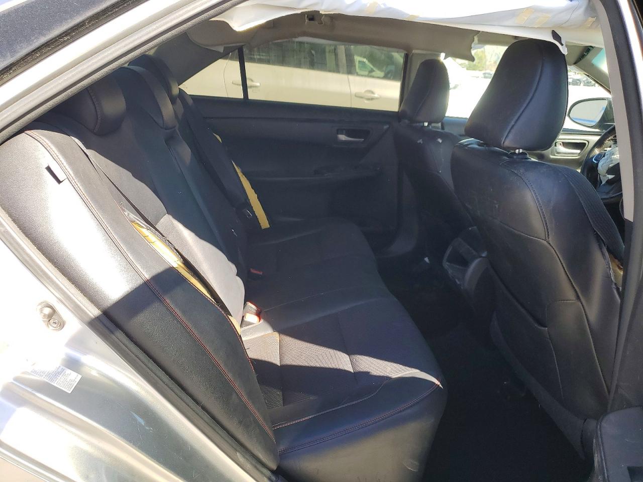 2017 TOYOTA CAMRY photo 28