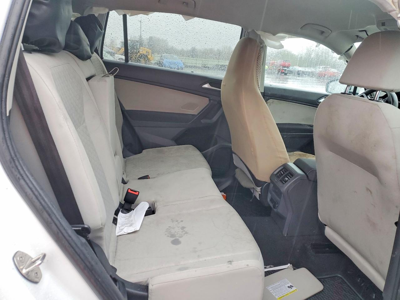 2021 VOLKSWAGEN TIGUAN S photo 19