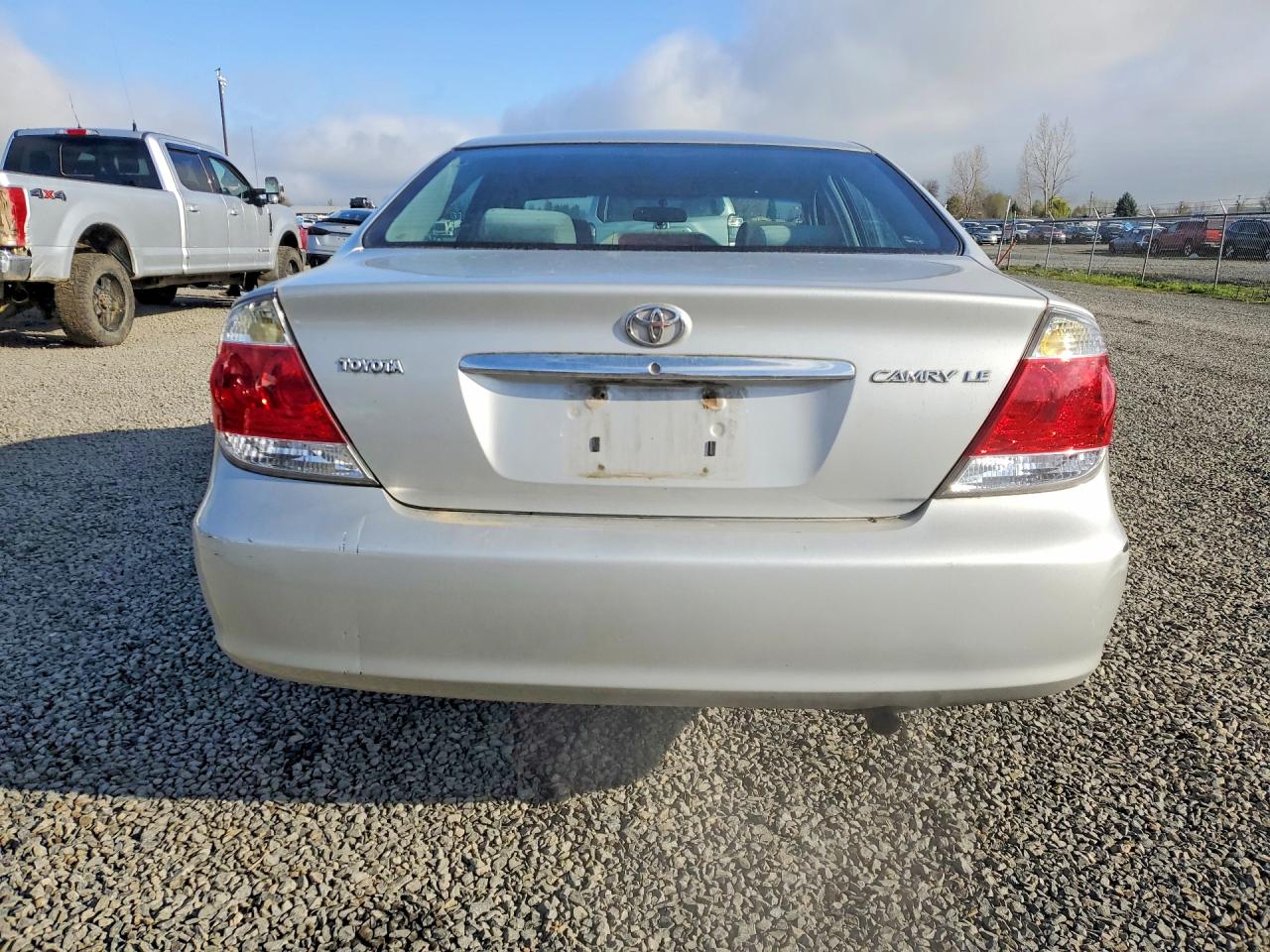 2006 TOYOTA CAMRY LE photo 11