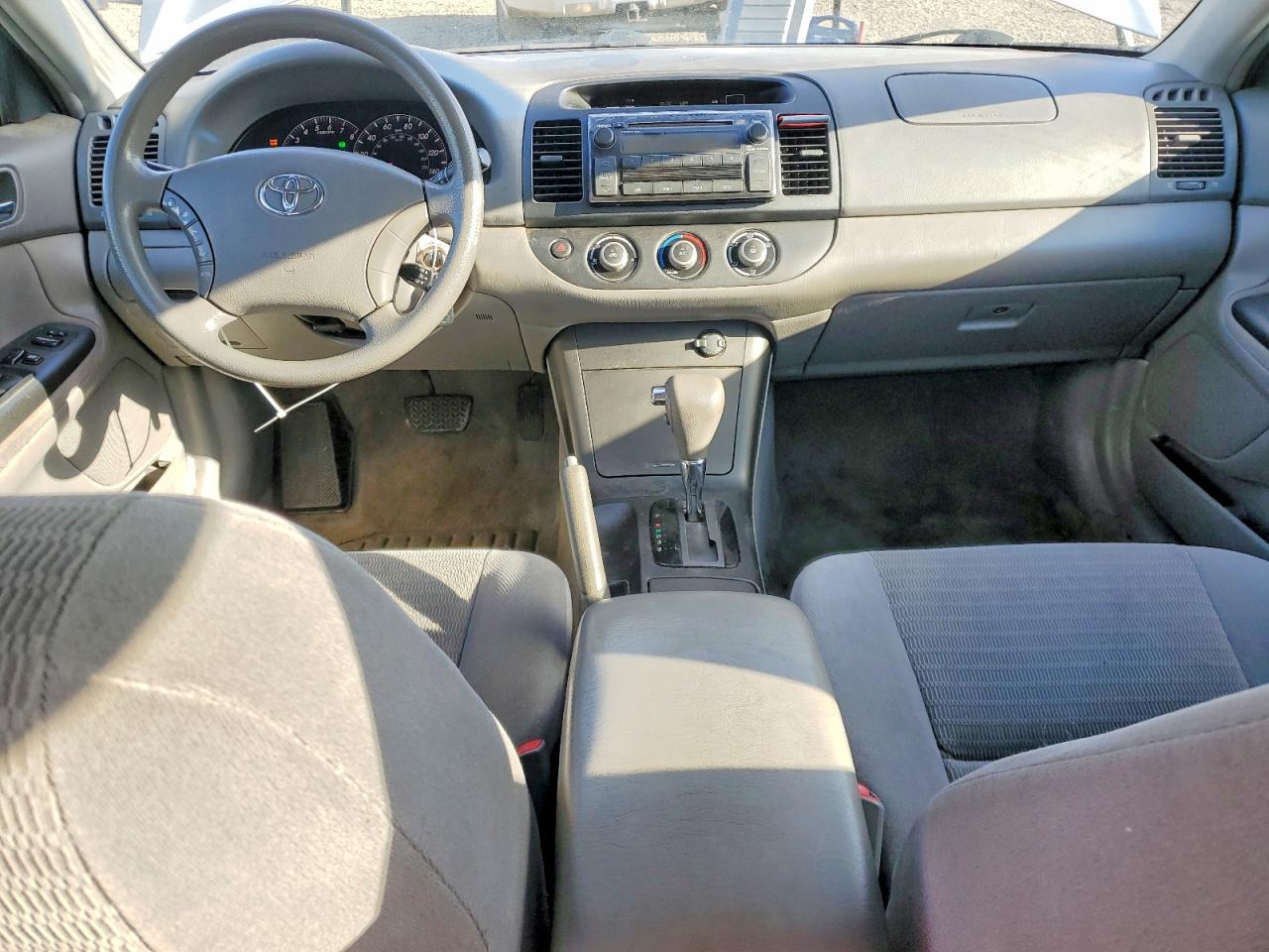 2006 TOYOTA CAMRY LE photo 15