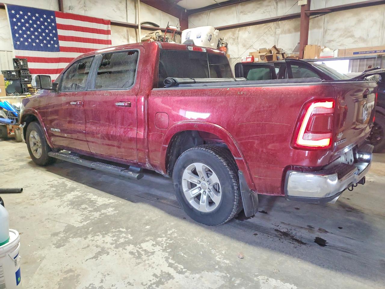 2019 RAM 1500 LARAMIE photo 3