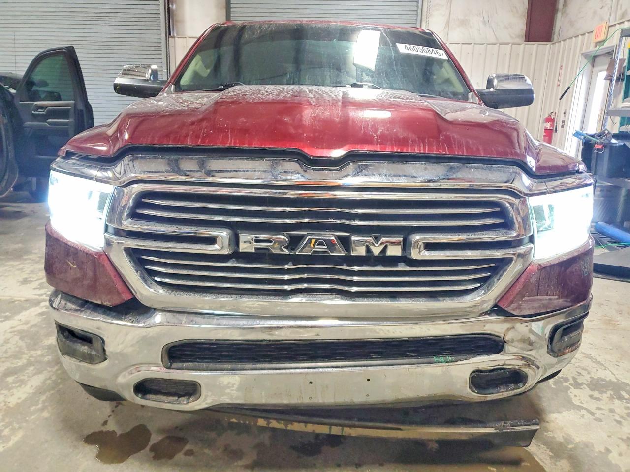 2019 RAM 1500 LARAMIE photo 9