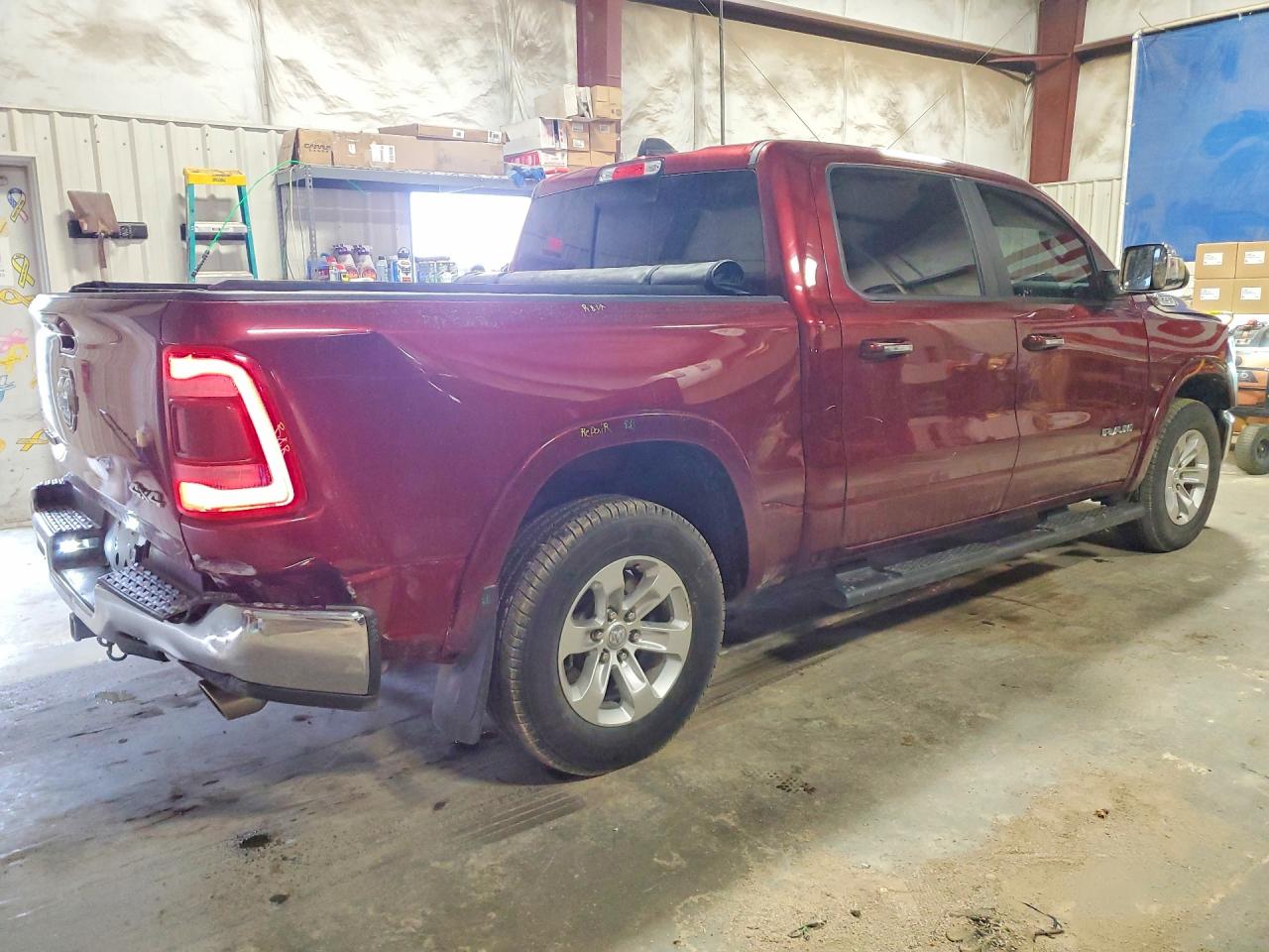 2019 RAM 1500 LARAMIE photo 5