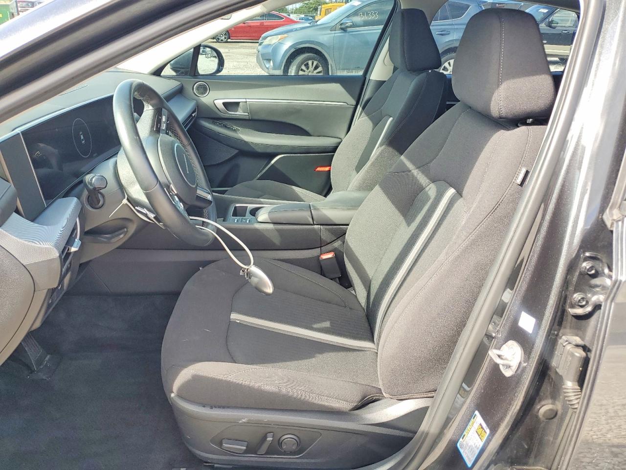 2024 HYUNDAI SONATA SEL photo 13