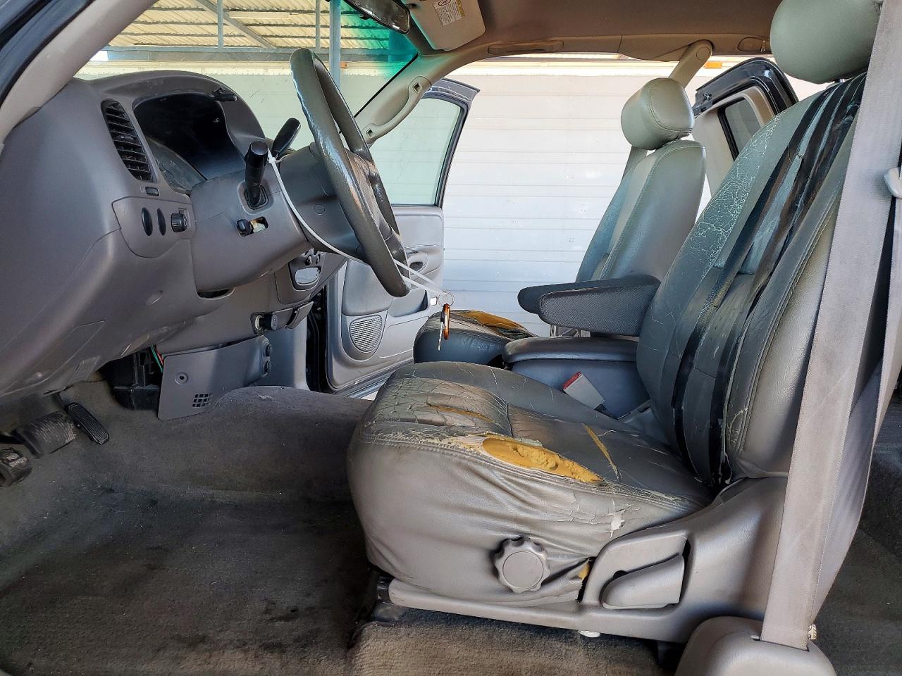 2001 TOYOTA TUNDRA SR5 photo 7