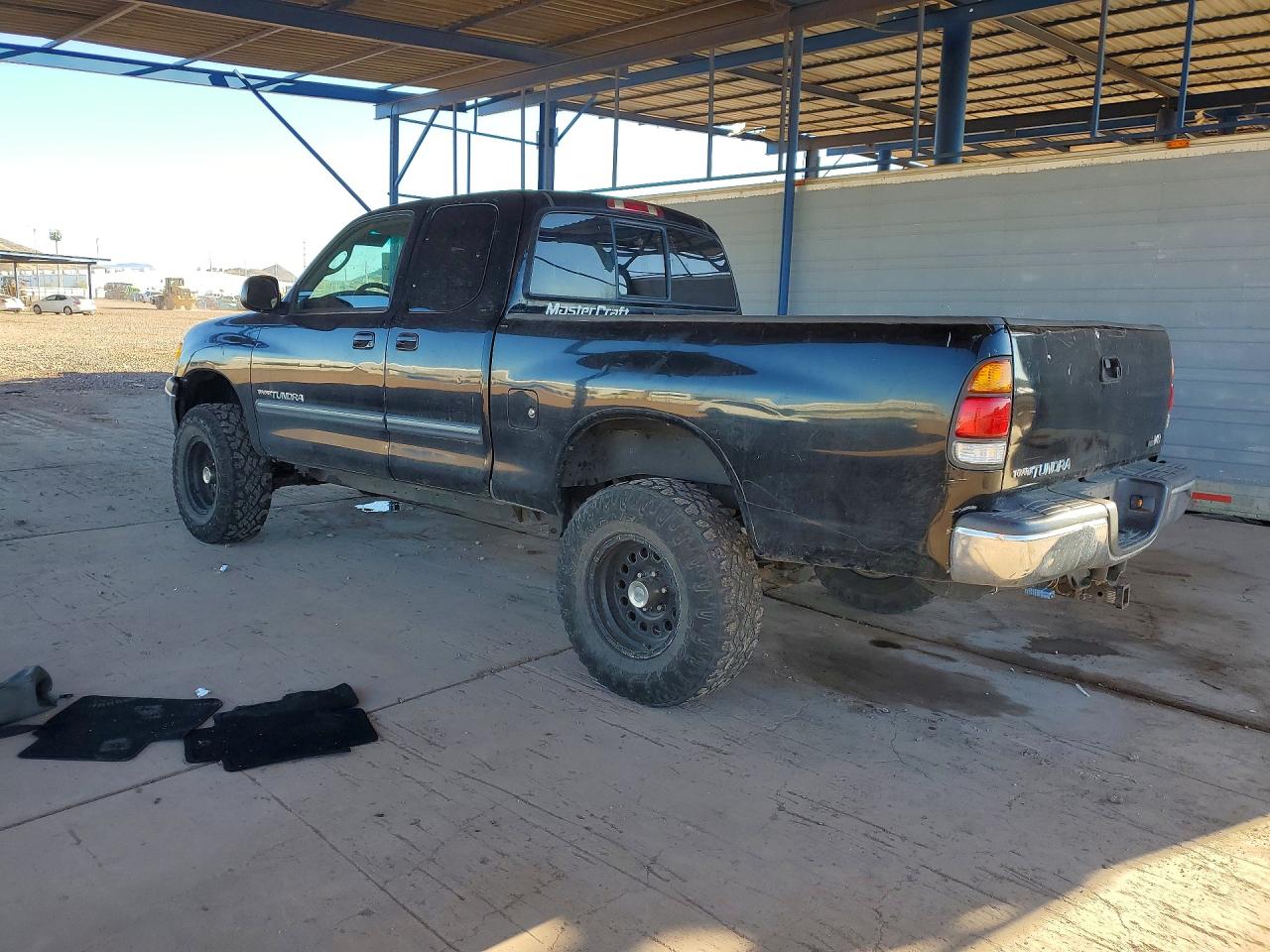 2001 TOYOTA TUNDRA SR5 photo 2
