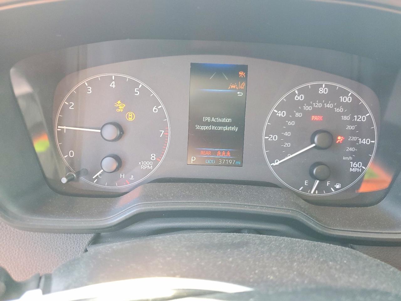 2024 TOYOTA COROLLA LE photo 17