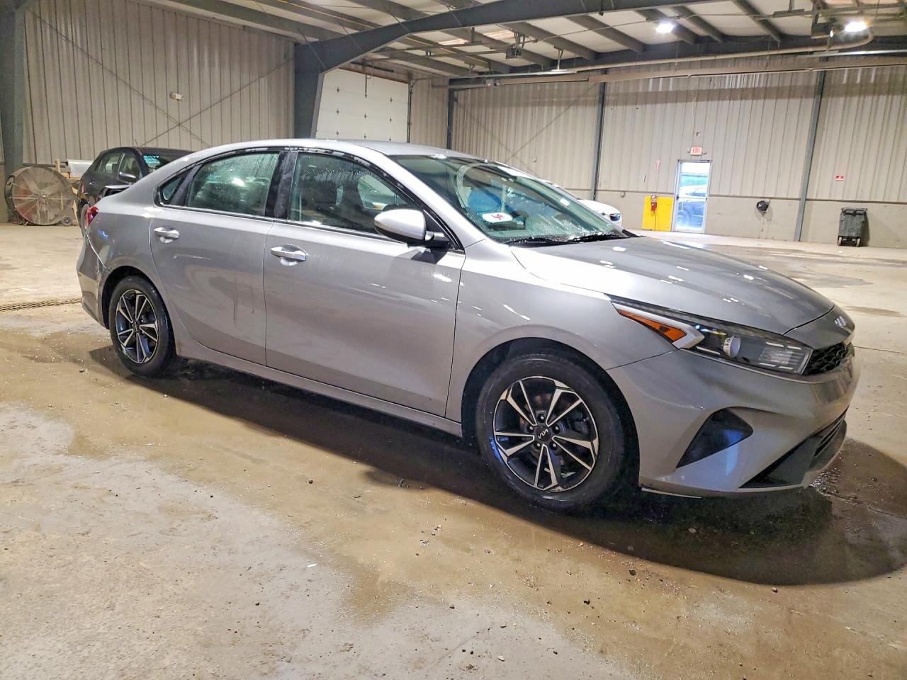 2024 KIA FORTE LXS photo 7