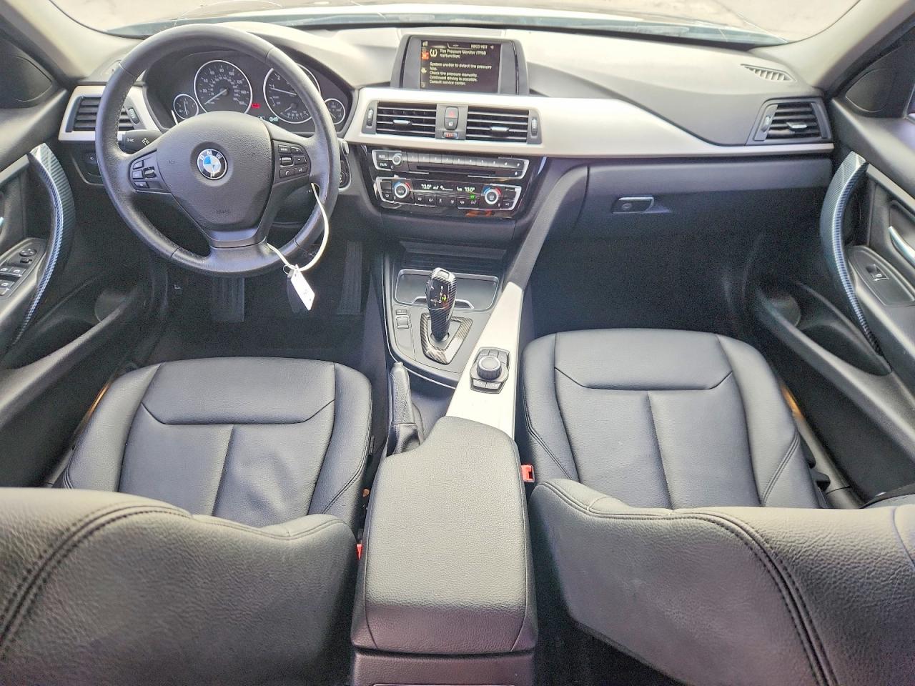 2016 BMW 320 I photo 8