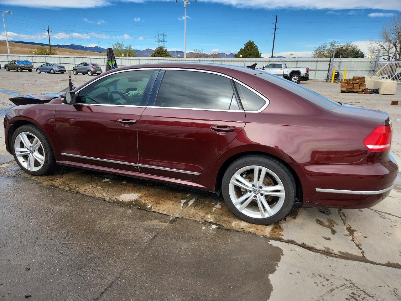 2014 VOLKSWAGEN PASSAT SE photo 3