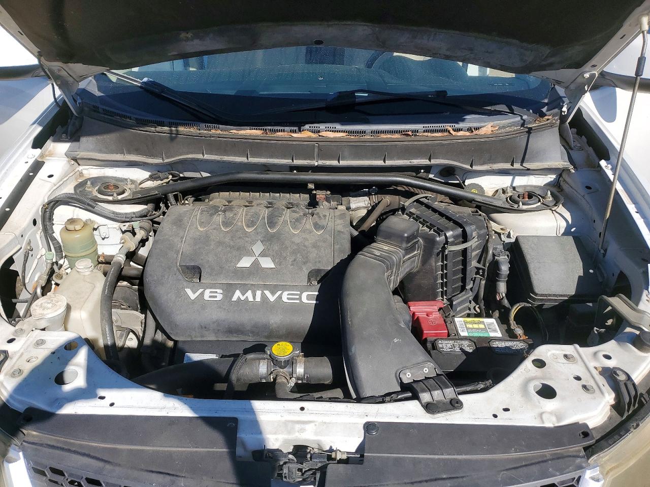 2007 MITSUBISHI OUTLANDER ES photo 23