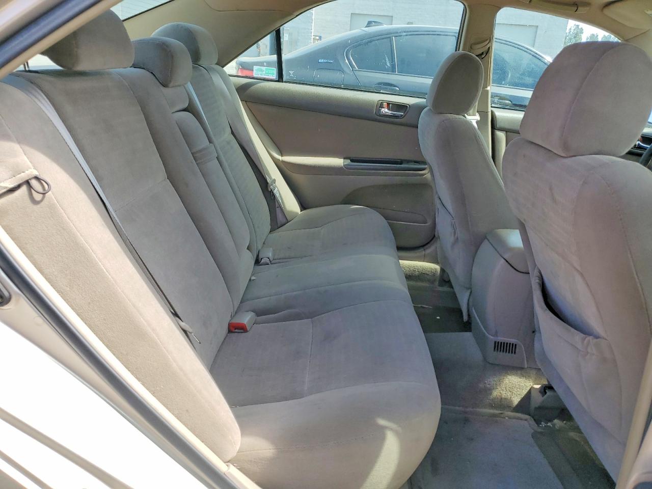 2005 TOYOTA CAMRY LE photo 10