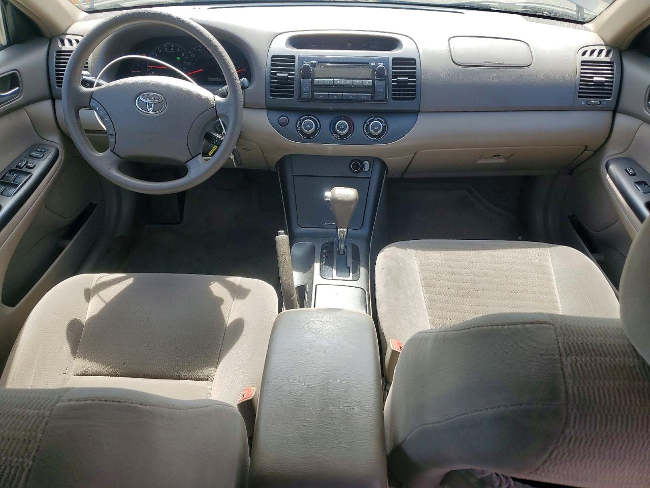 2005 TOYOTA CAMRY LE photo 8