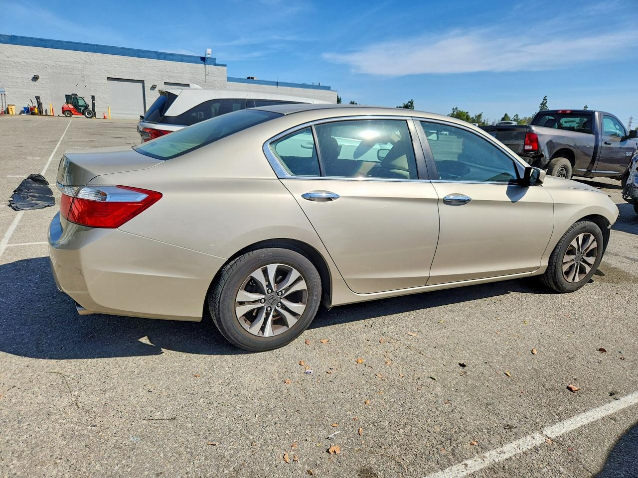 2013 HONDA ACCORD LX photo 3