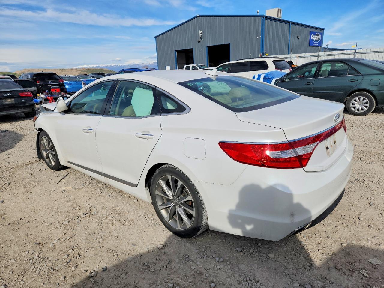2017 HYUNDAI AZERA BASE photo 4