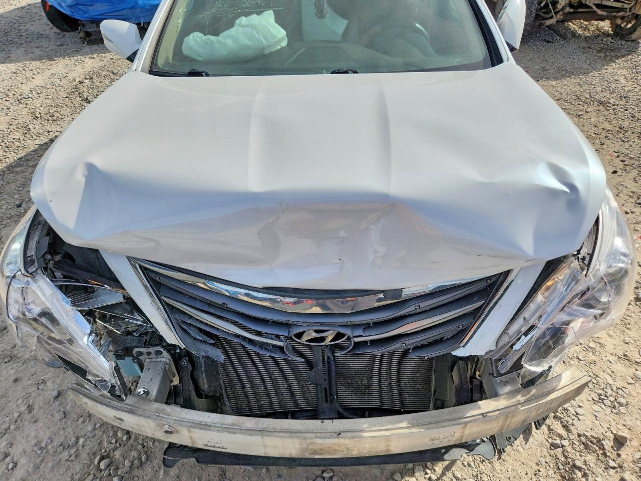 2017 HYUNDAI AZERA BASE photo 31