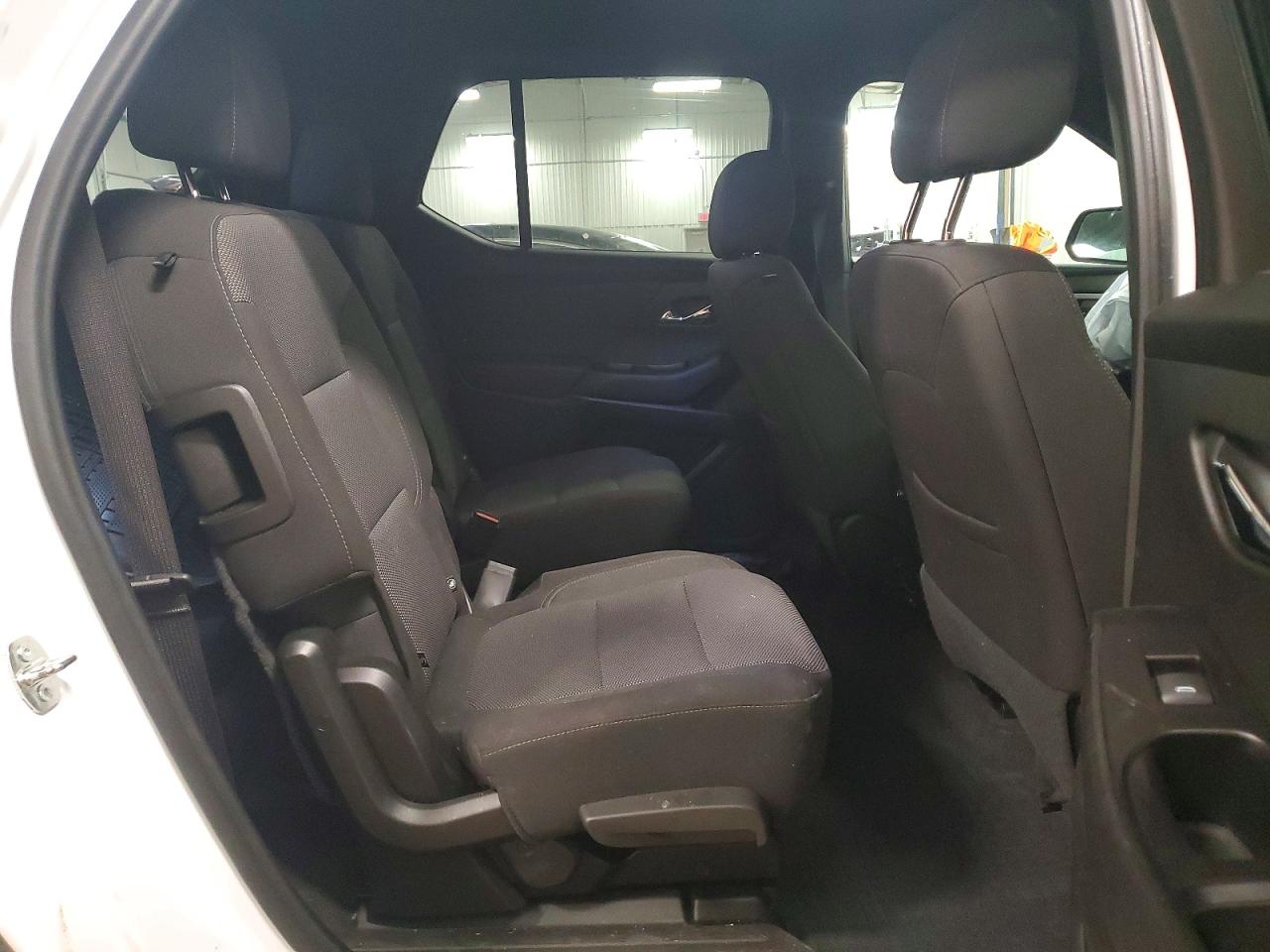 2023 CHEVROLET TRAVERSE LT photo 11
