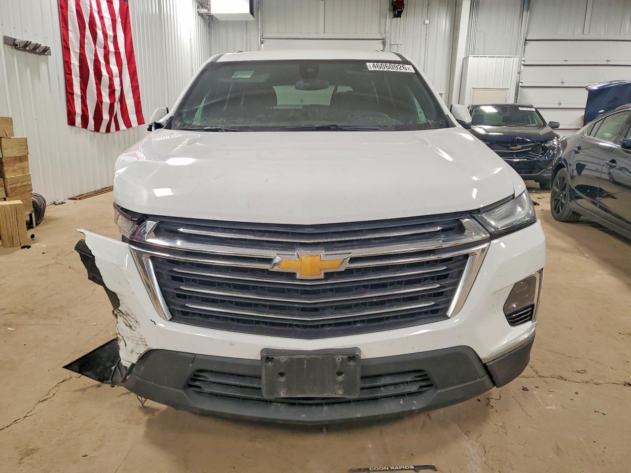 2023 CHEVROLET TRAVERSE LT photo 5