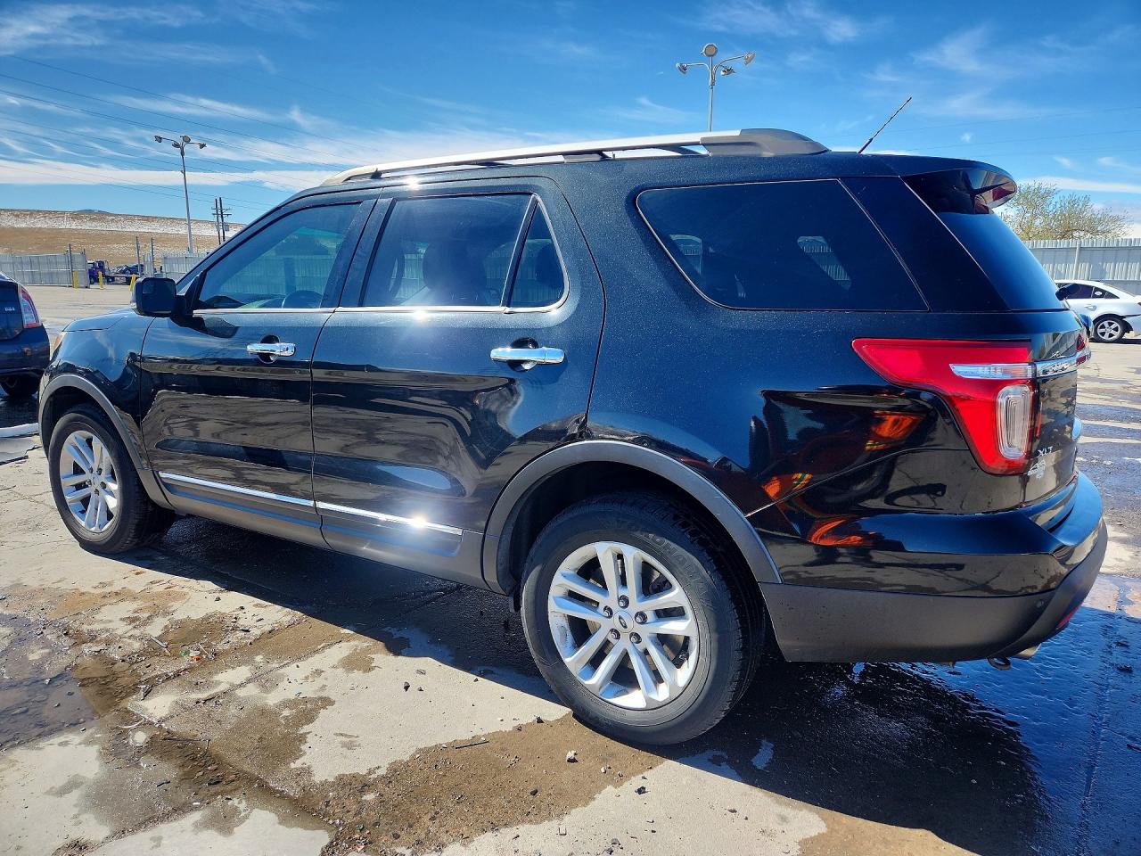 2014 FORD EXPLORER XLT photo 2