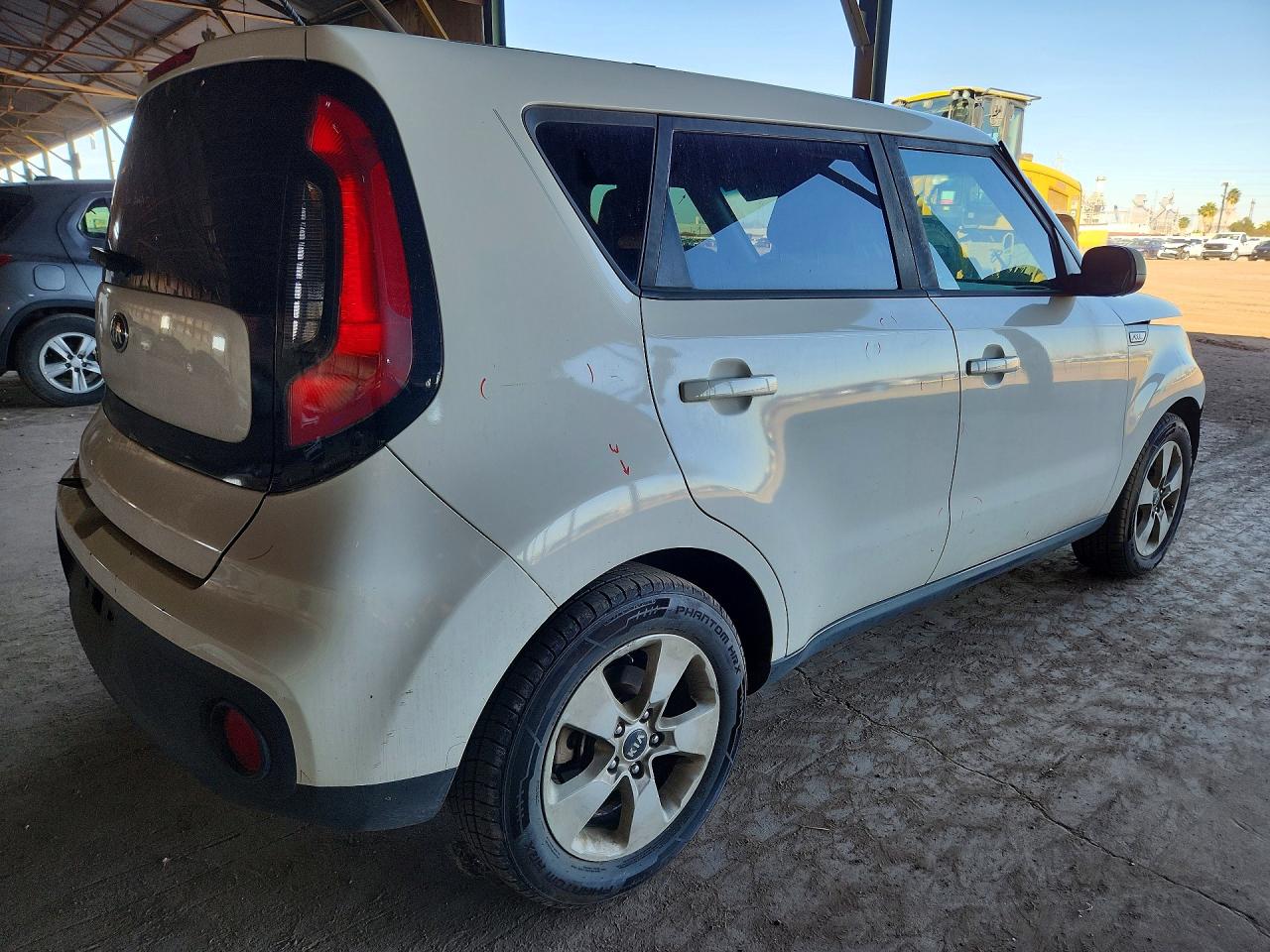 2017 KIA SOUL BASE photo 5