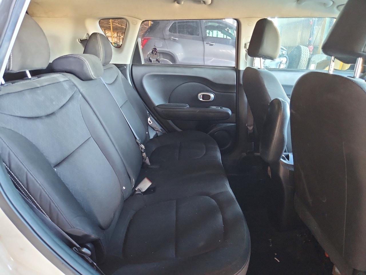 2017 KIA SOUL BASE photo 19