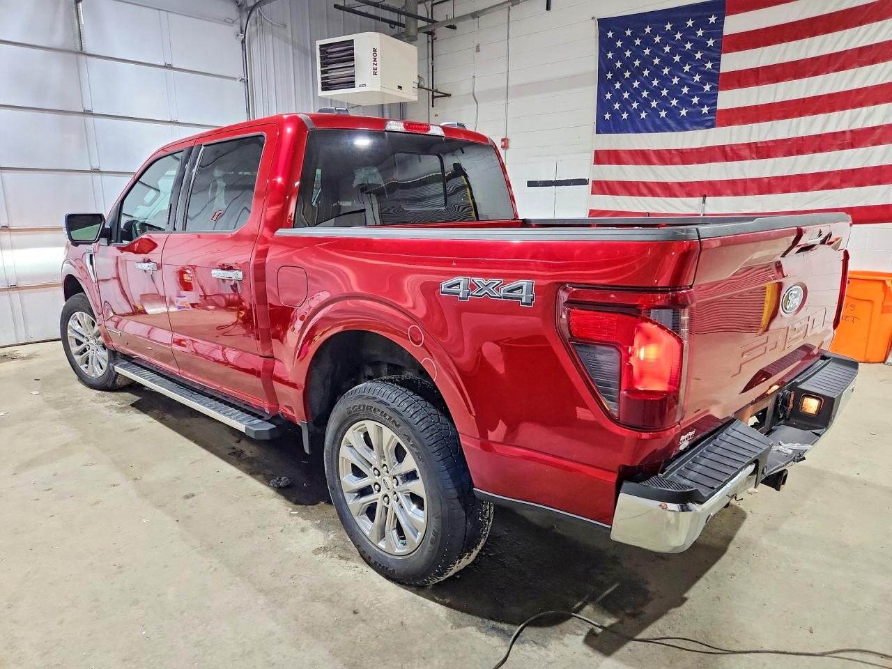 2024 FORD F150 XLT photo 2
