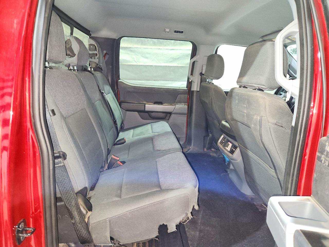 2024 FORD F150 XLT photo 10