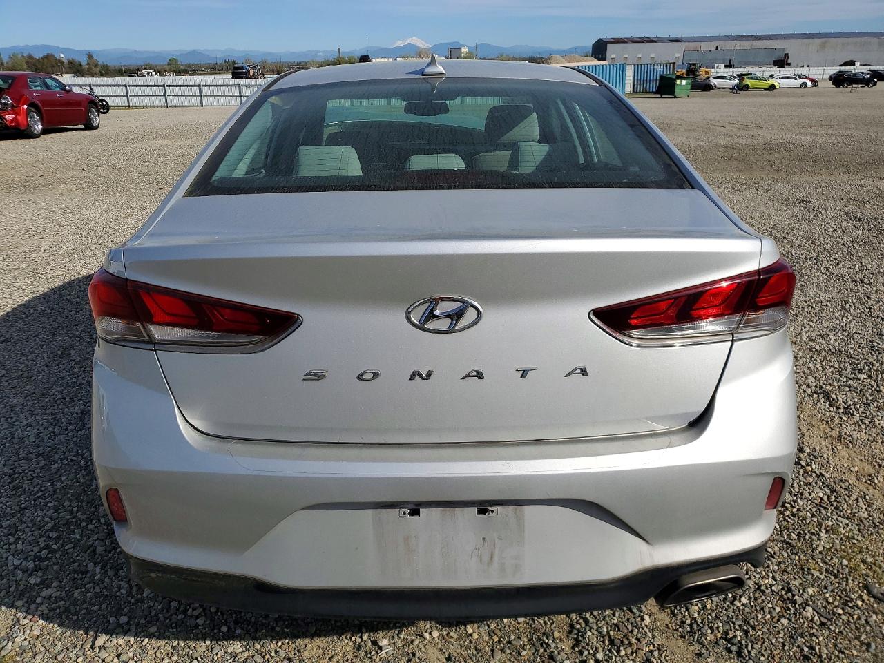 2018 HYUNDAI SONATA SEL photo 6