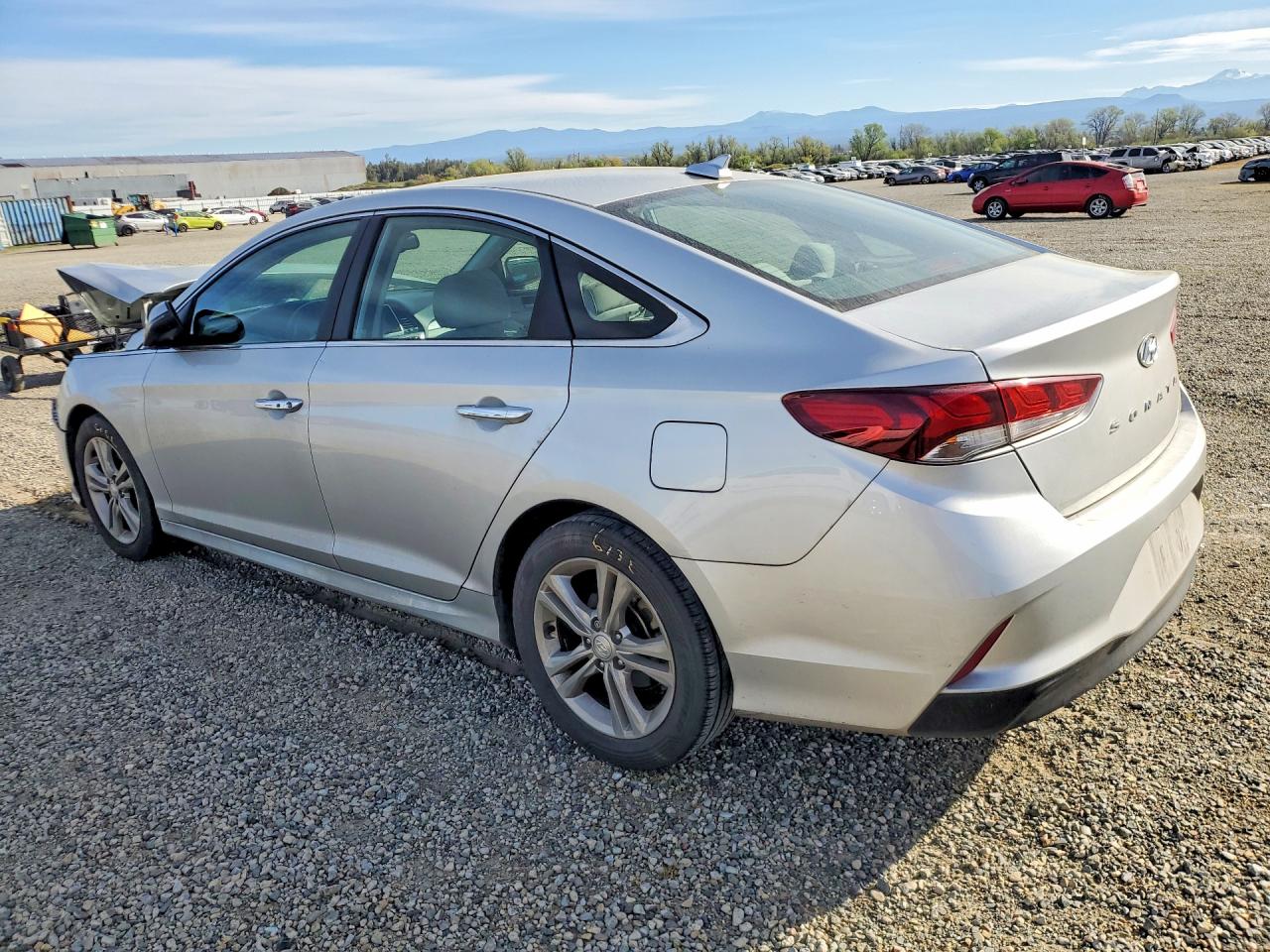 2018 HYUNDAI SONATA SEL photo 2