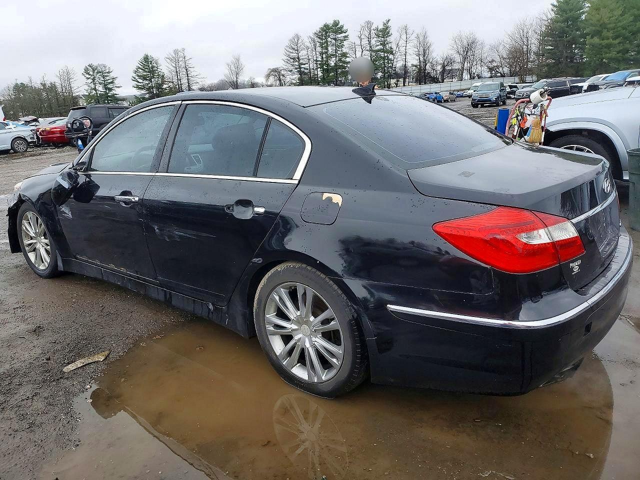 2013 HYUNDAI GENESIS 3.8L photo 4