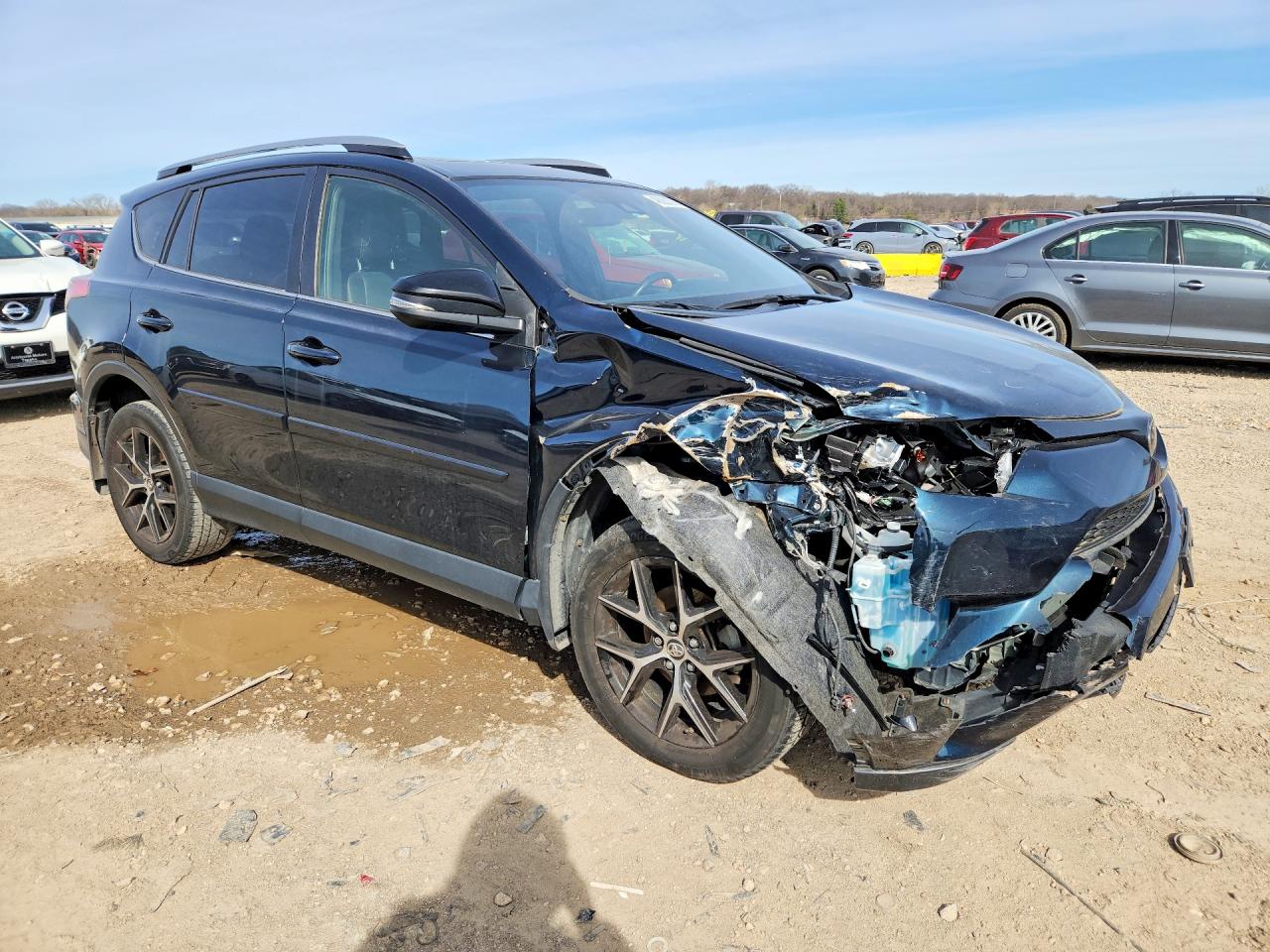 2018 TOYOTA RAV4 SE photo 4