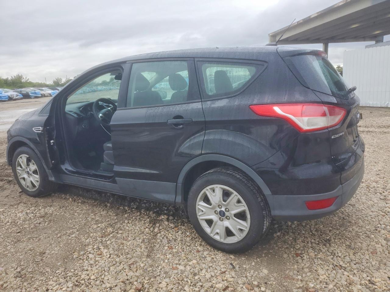 2016 FORD ESCAPE S photo 3