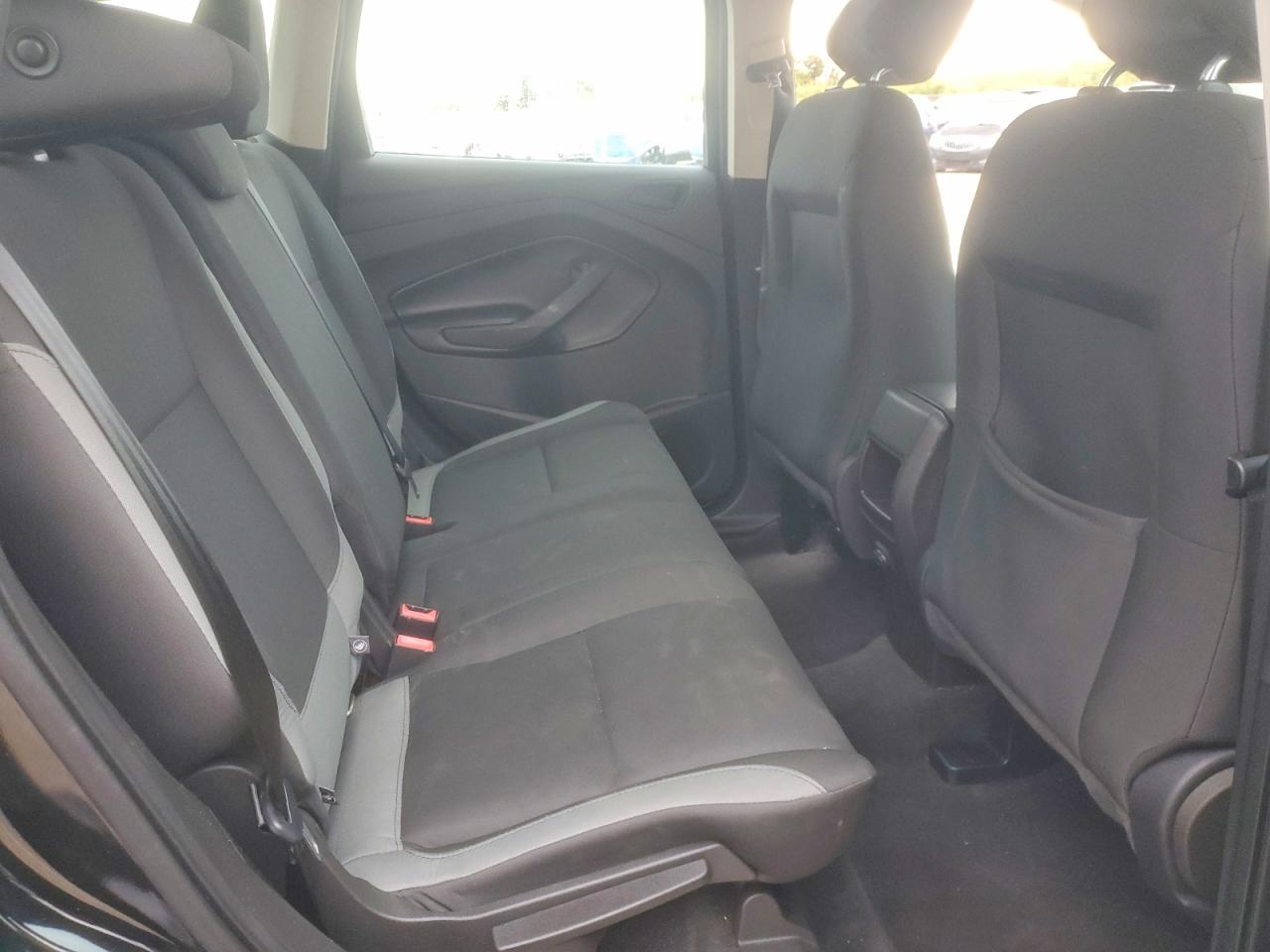 2016 FORD ESCAPE S photo 21